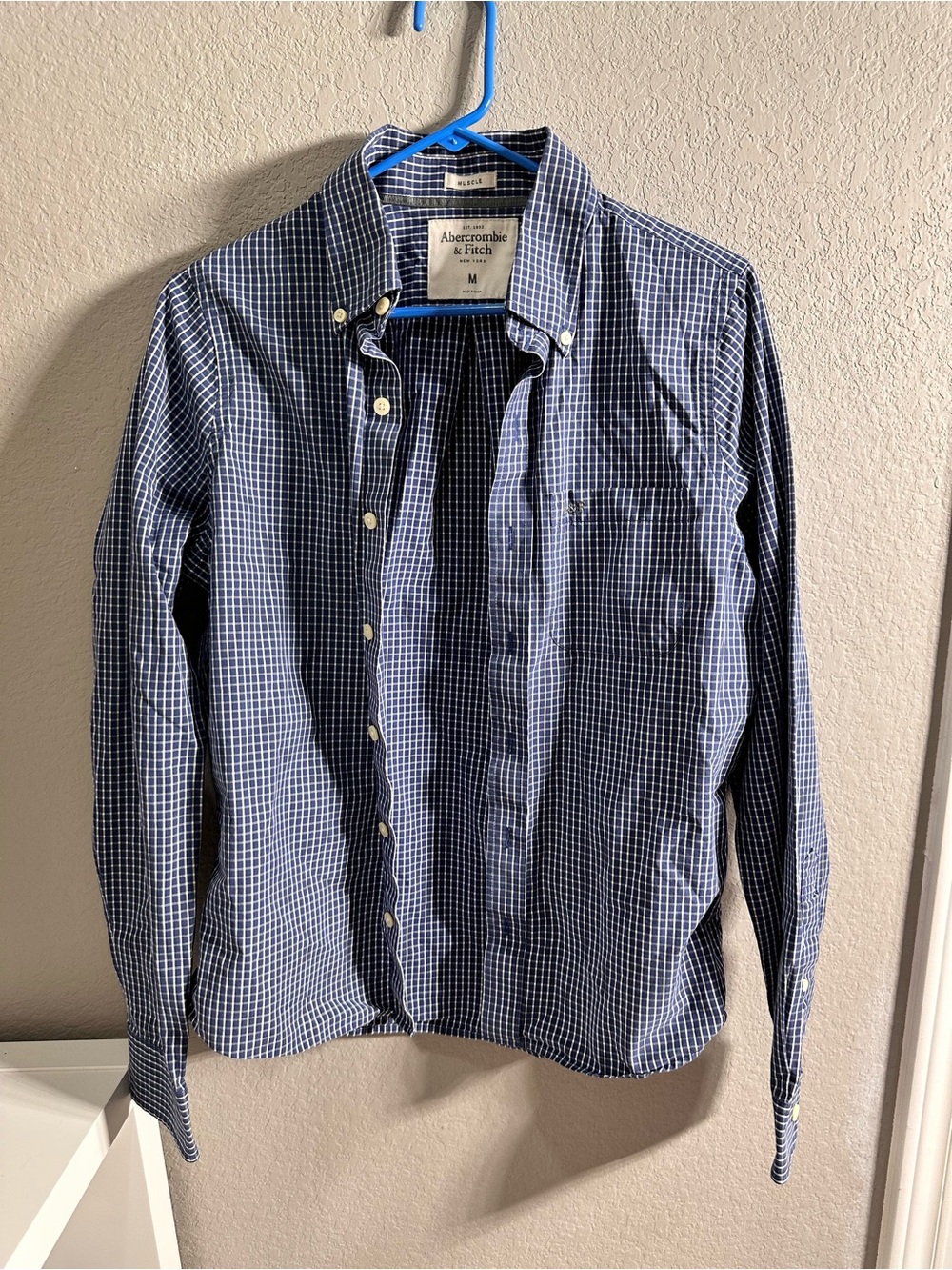 Abercrombie & Fitch Men's Navy and White Check Button-Down Shirt